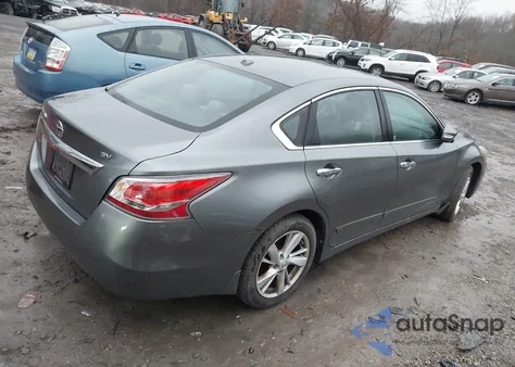 2015 Nissan Altima 2.5 Sv from USA, damaged, VIN 1N4AL3AP2FC234582